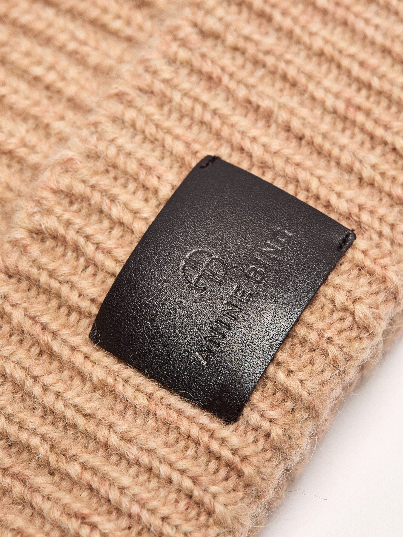 Elia Beanie