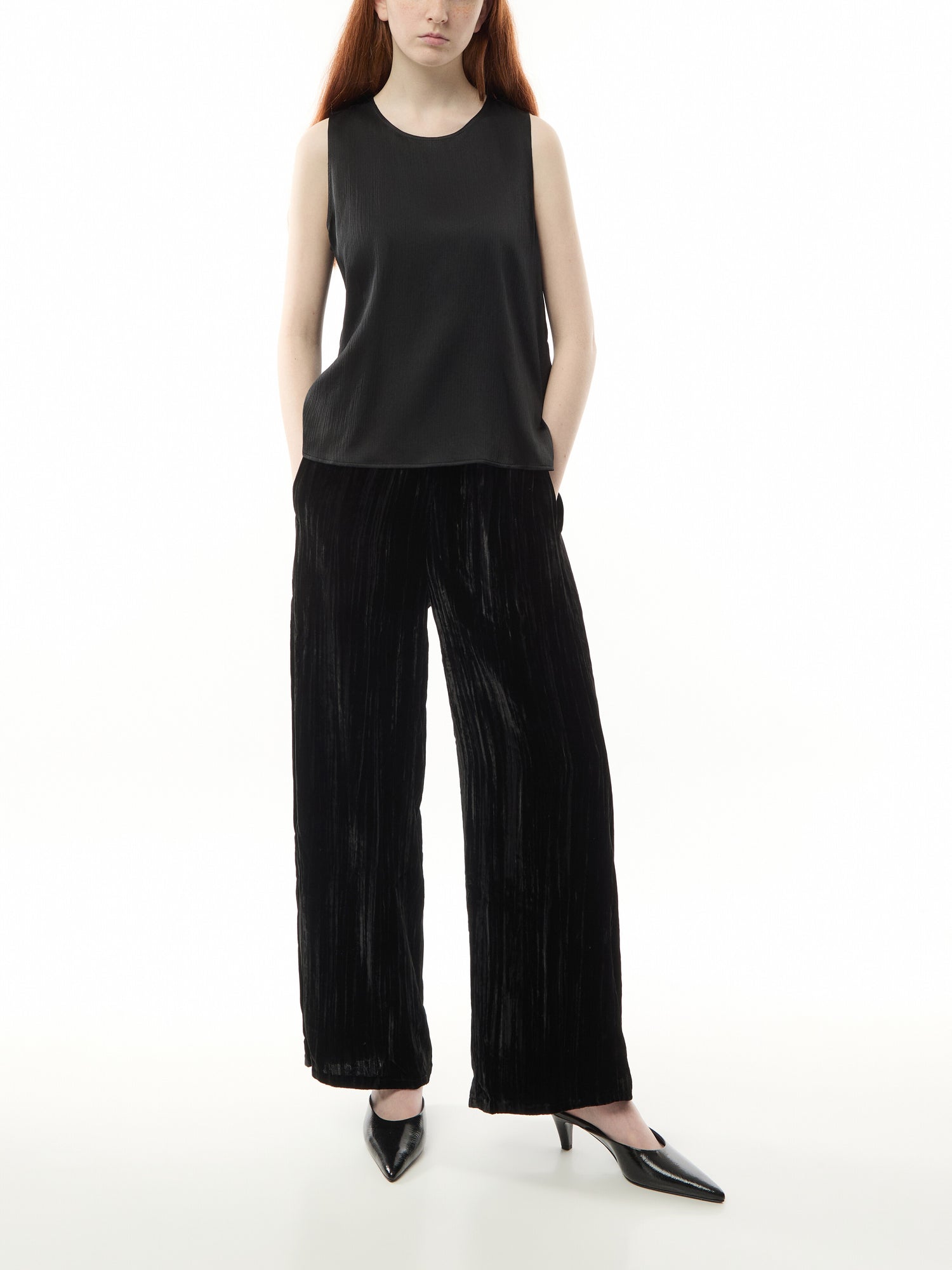 Velvet Round Neck Shell