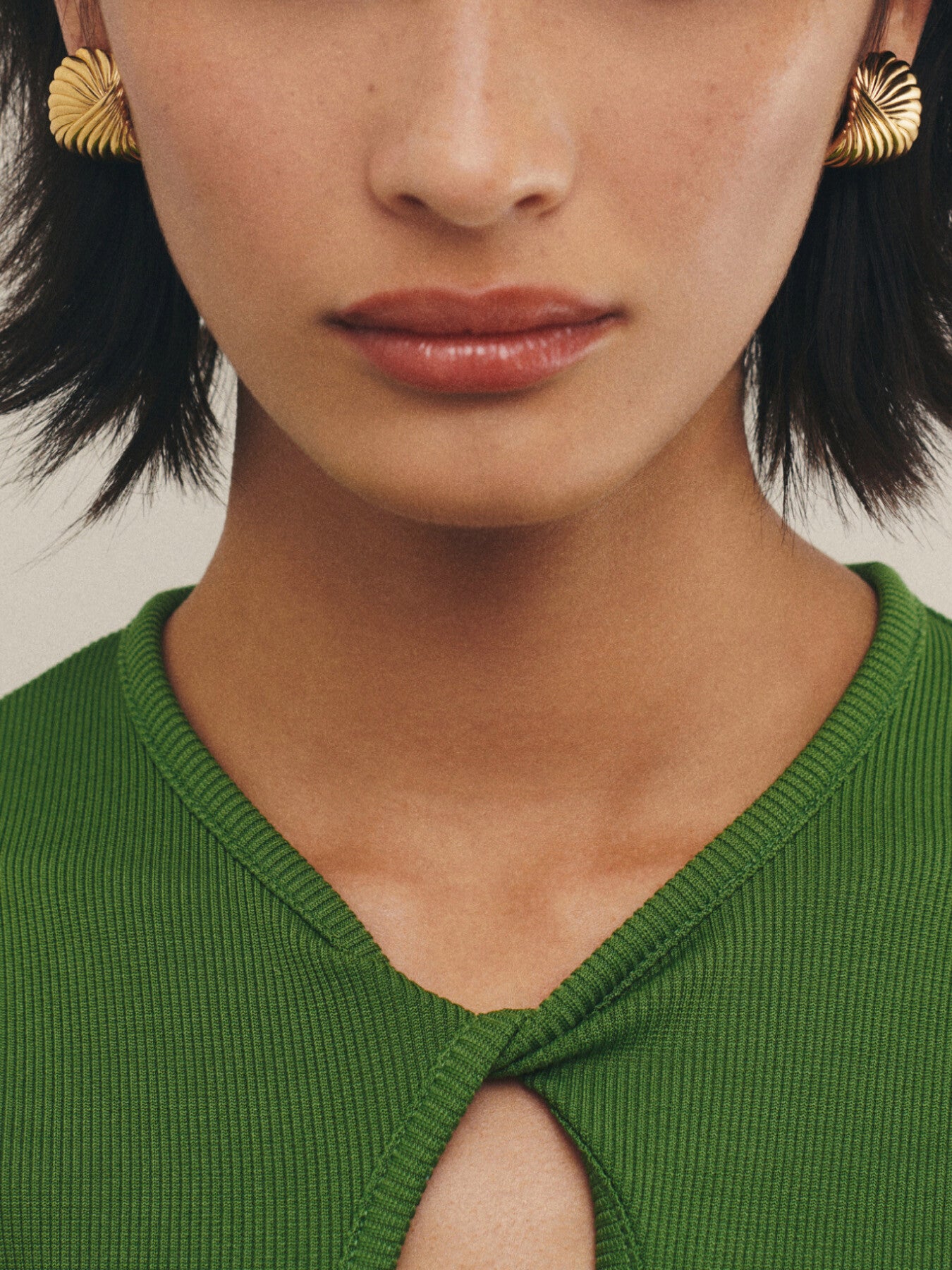 Wavy Ridge Ripple Oversized Stud Earrings