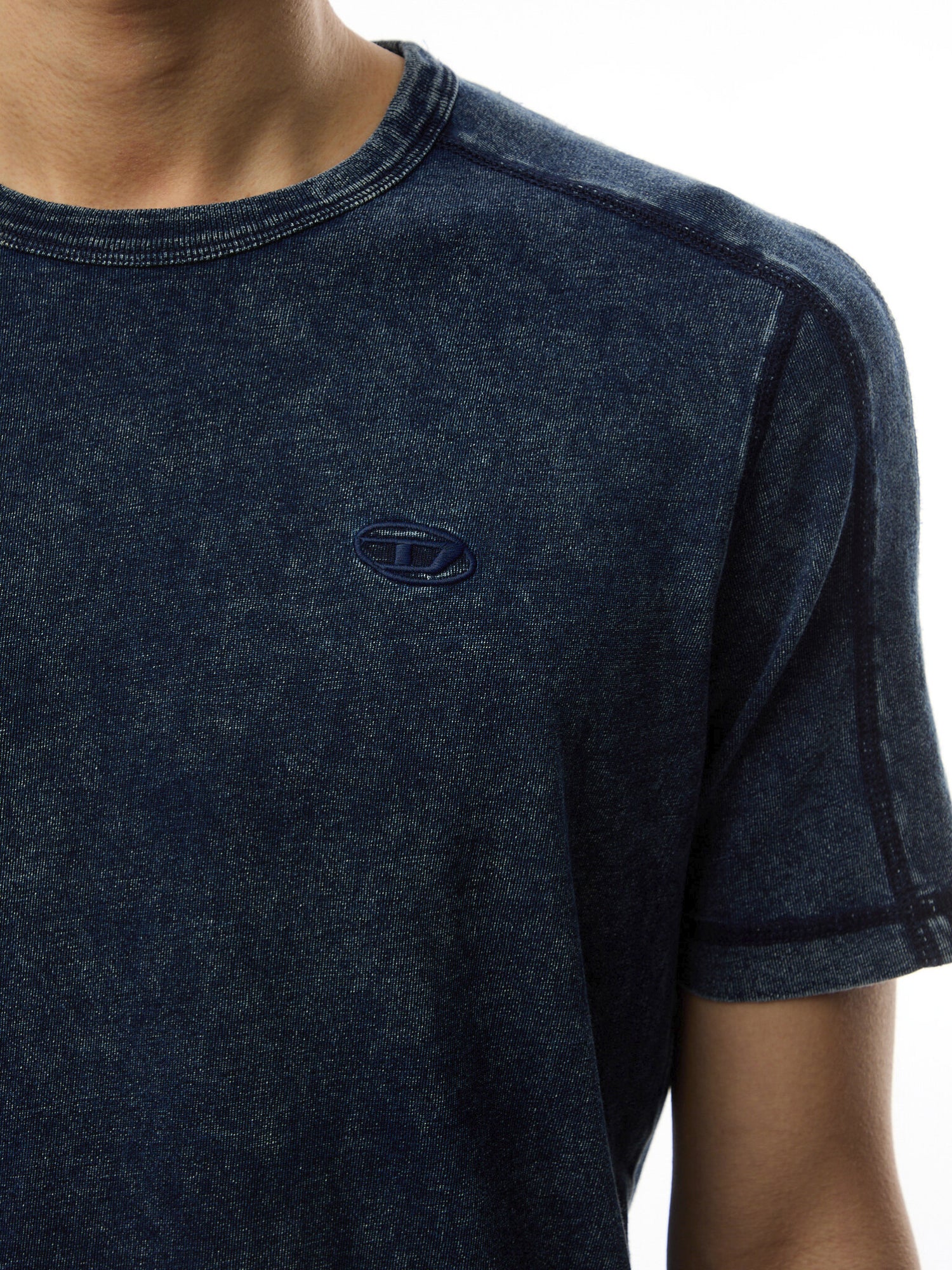 T-Adjind Denim Tee