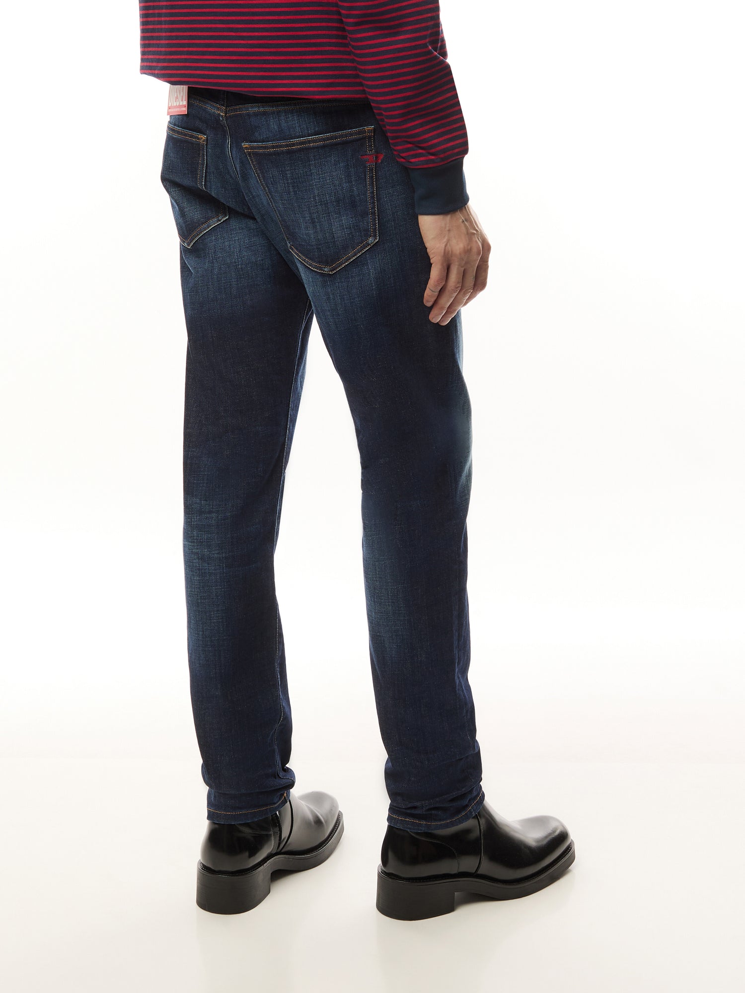2019 D-Strukt Slim Fit Jeans