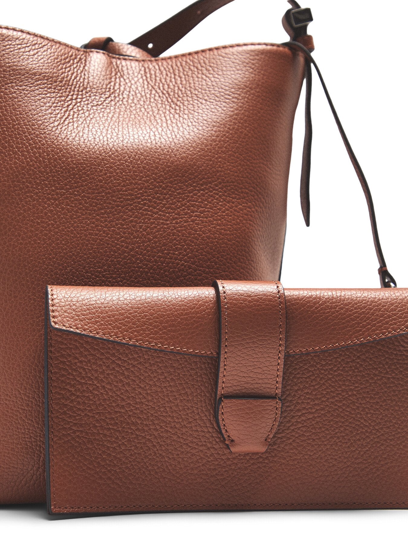 Amelia Medium Crossbody Bag
