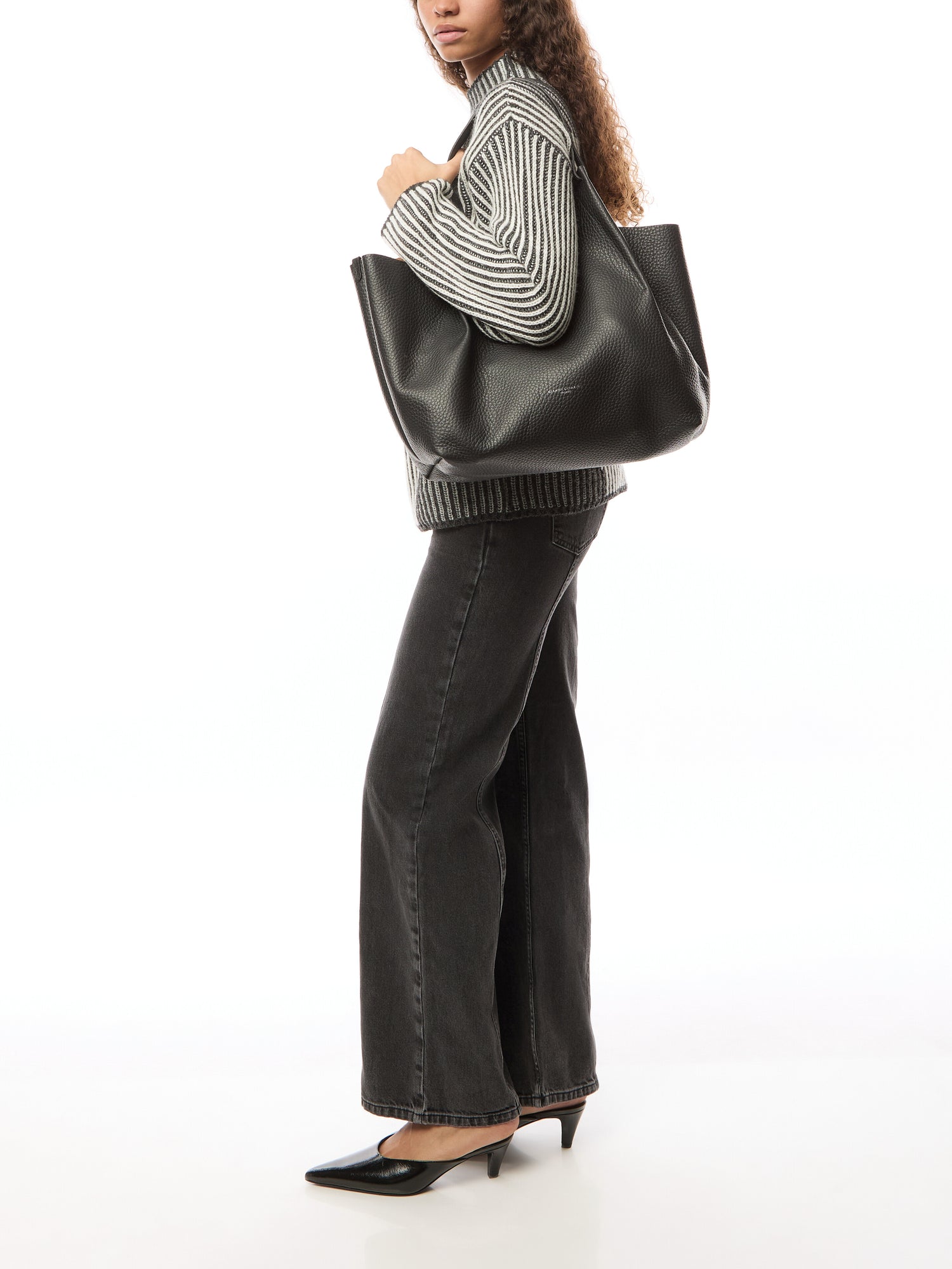 Dua Large Shoulder Tote Bag