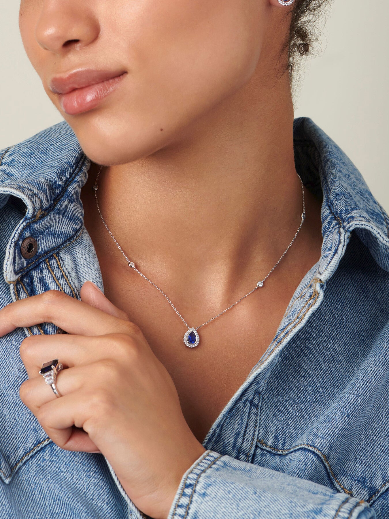 Emile Sapphire Blue Necklace