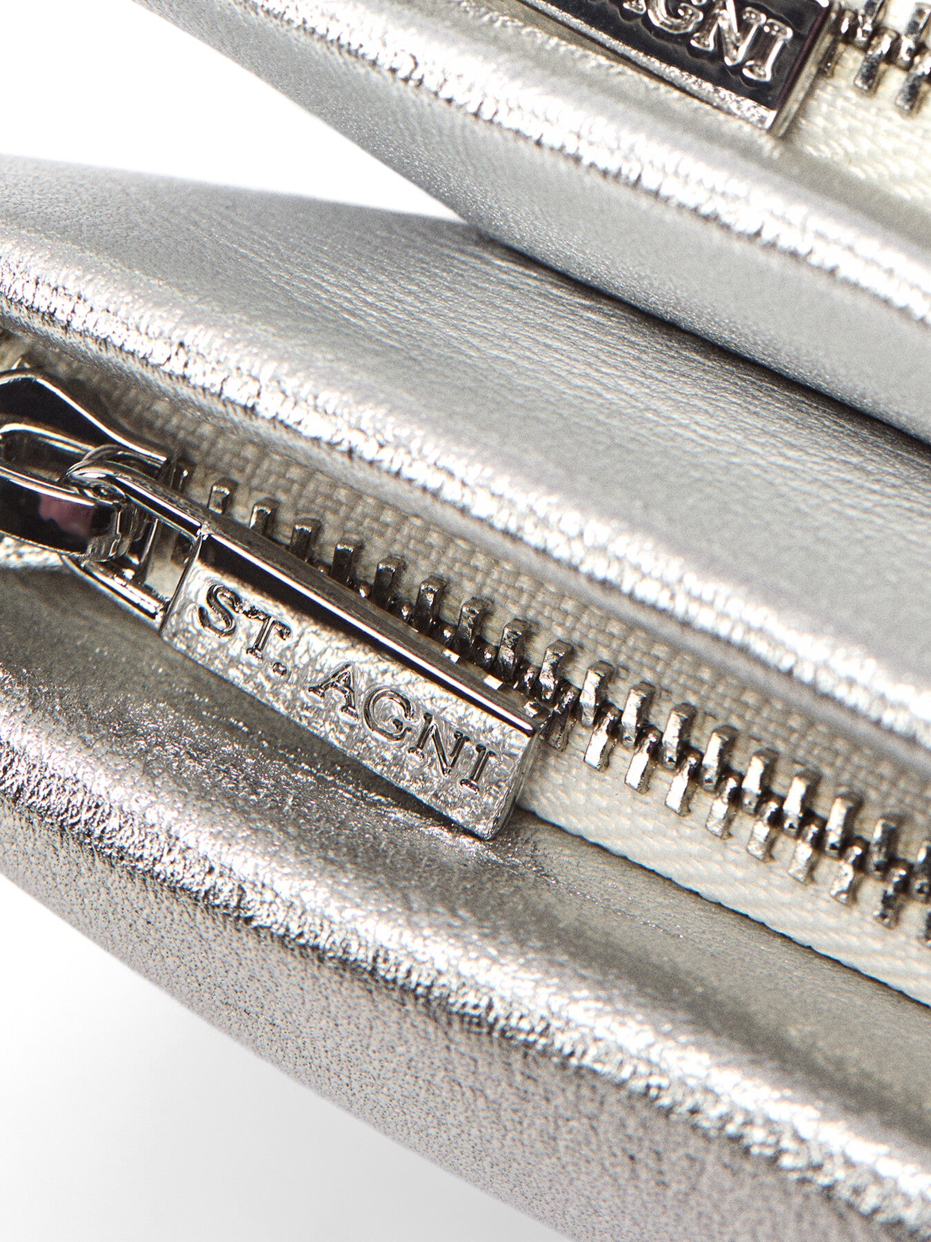 Dual Envelope Clutch