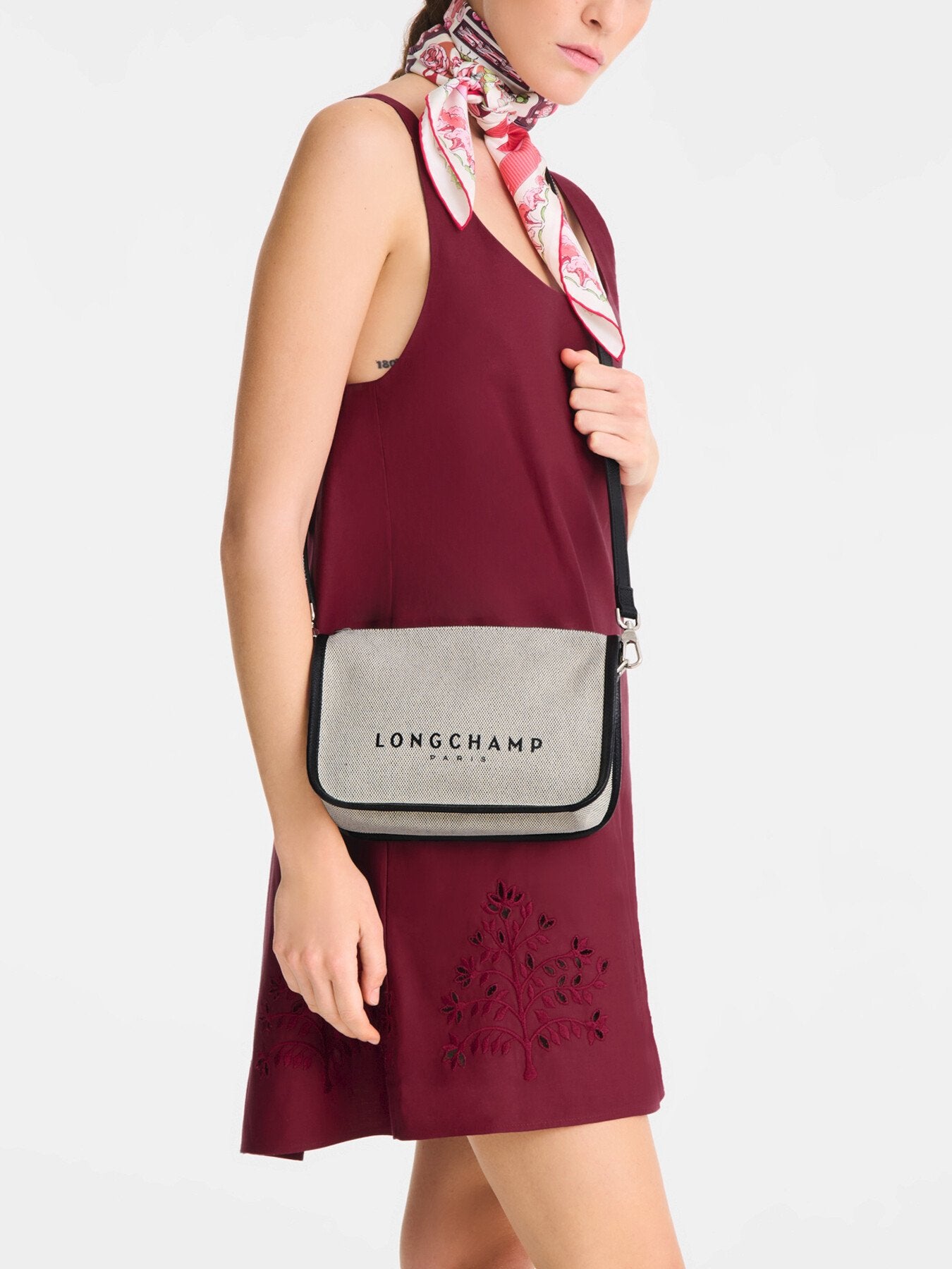 Essential S Crossbody bag