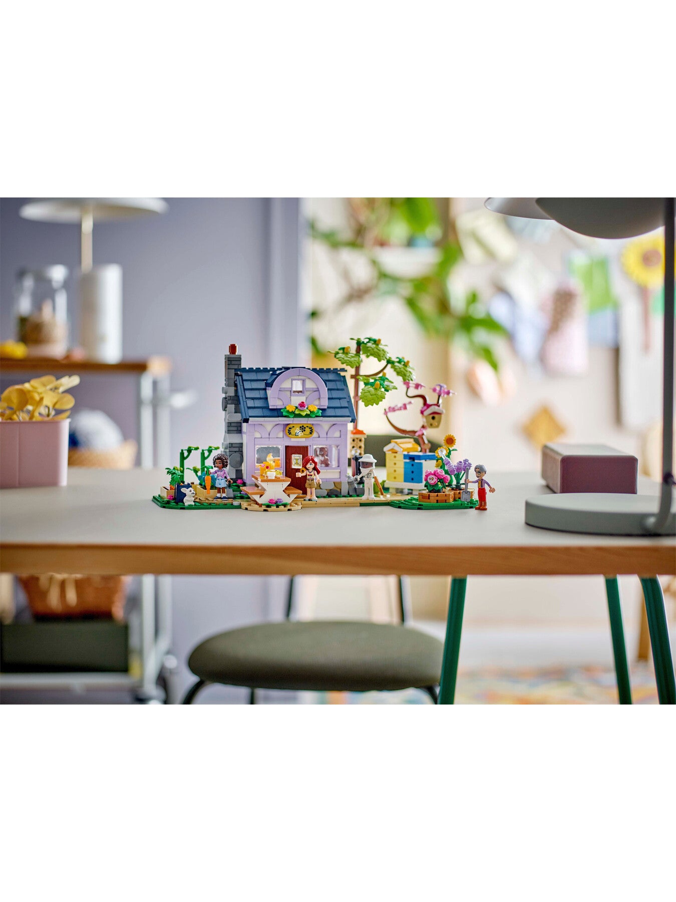 Beekeepers House and Flower Garden 42669