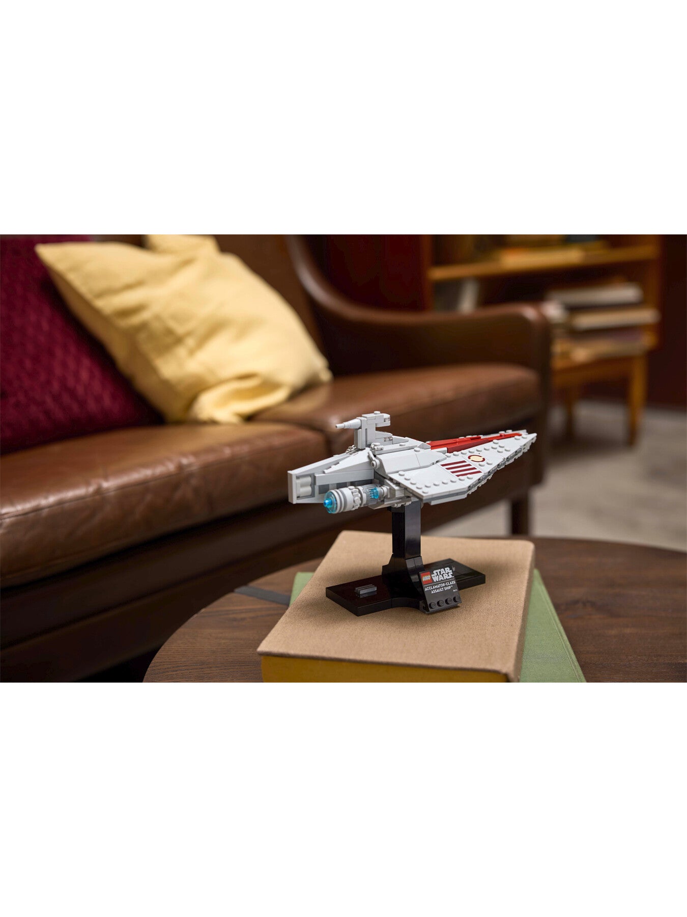 Acclamator-Class Assault Ship 75404