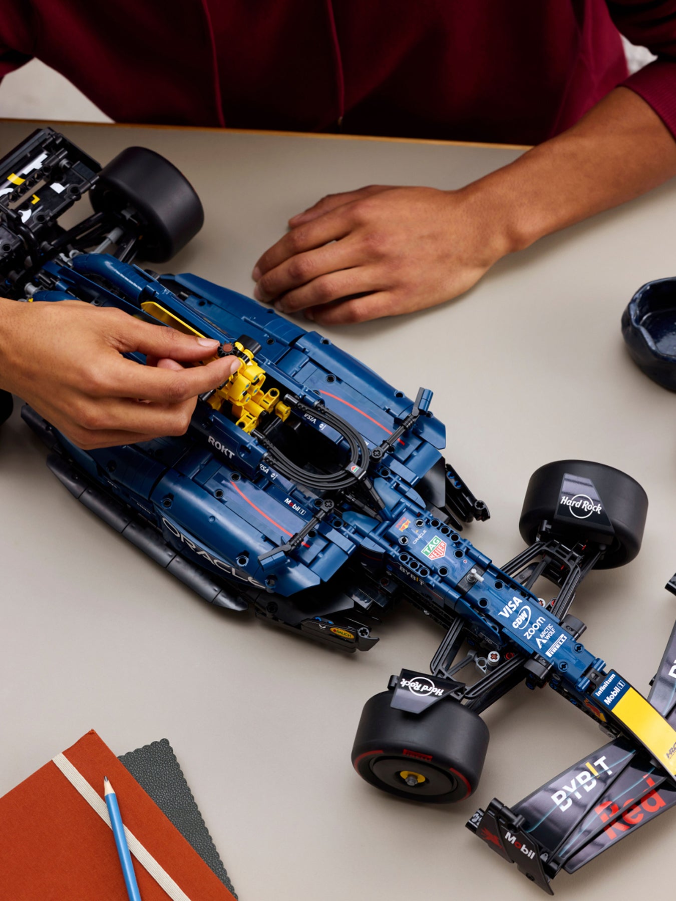 42206 Oracle Red Bull Racing RB20 F1 Car