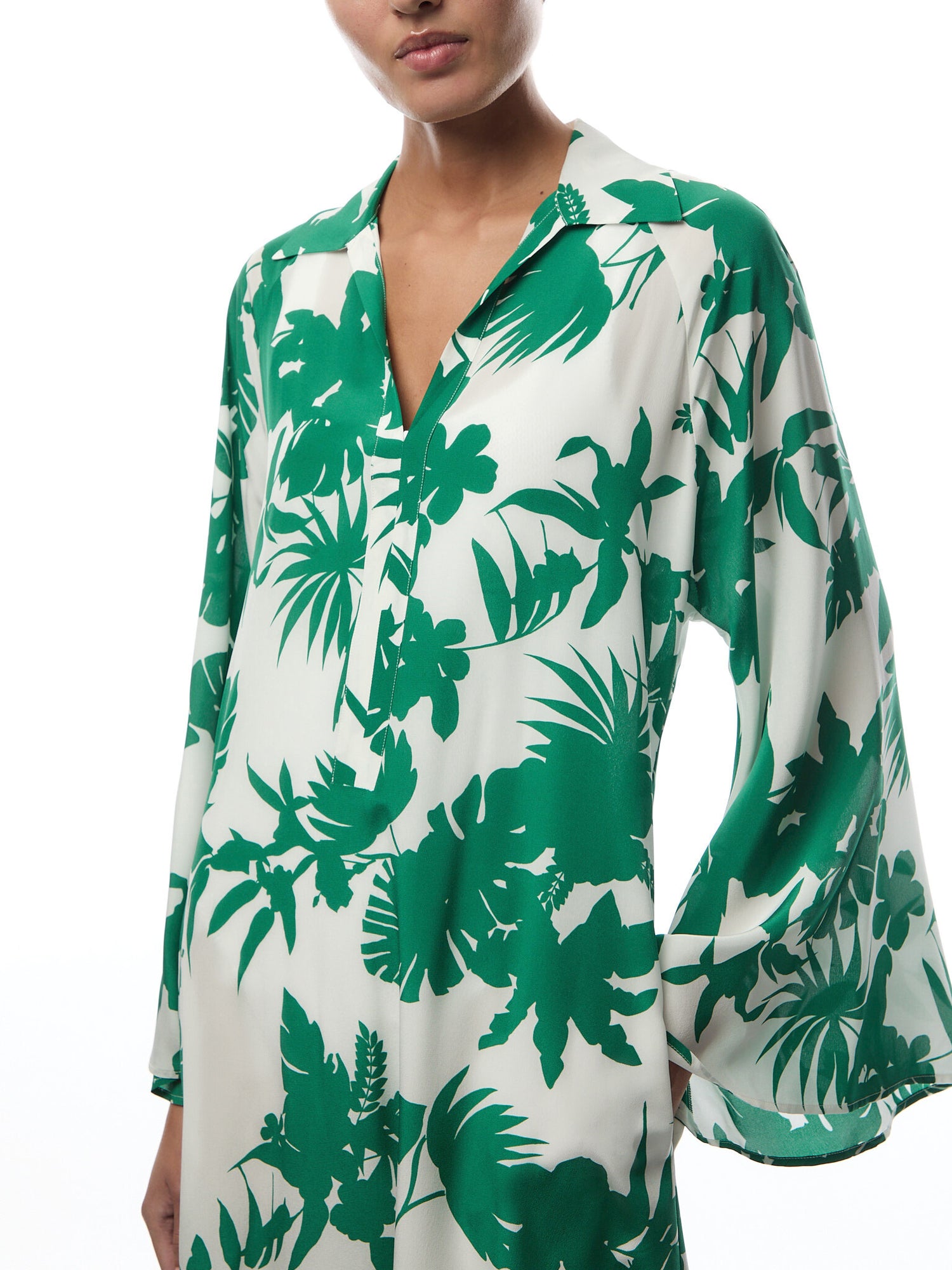 Livrea Vneck Kaftan Maxi Green Parrot Print