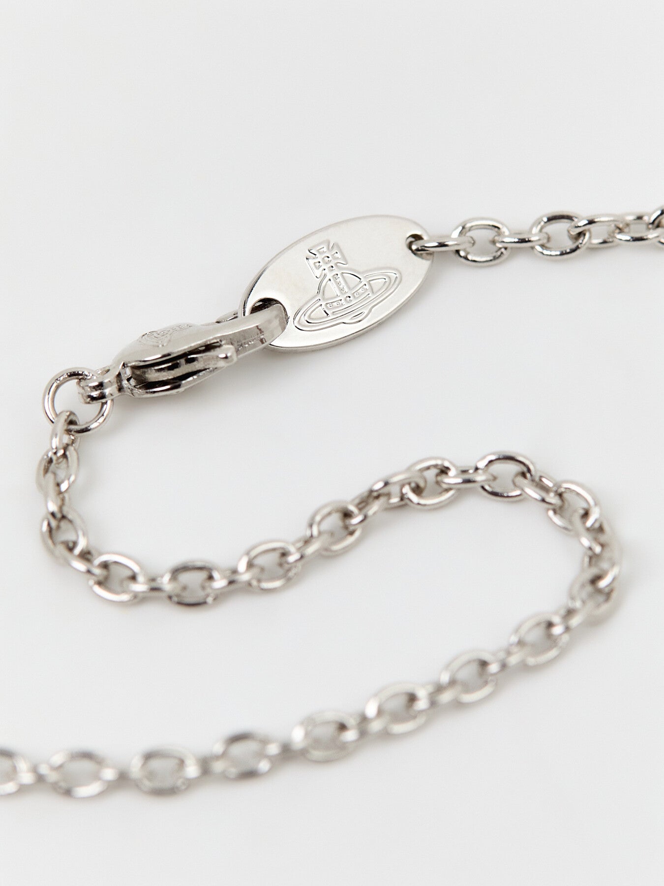 Agnatha Pendant Necklace