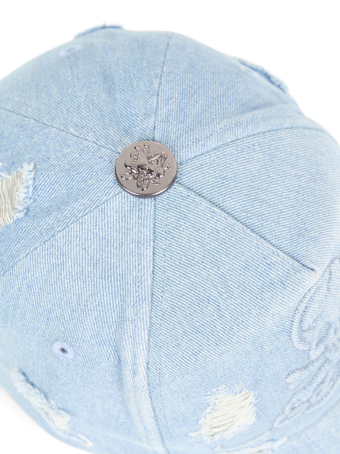 DENIM EMBOSSED SKULL 5 PANEL CAP