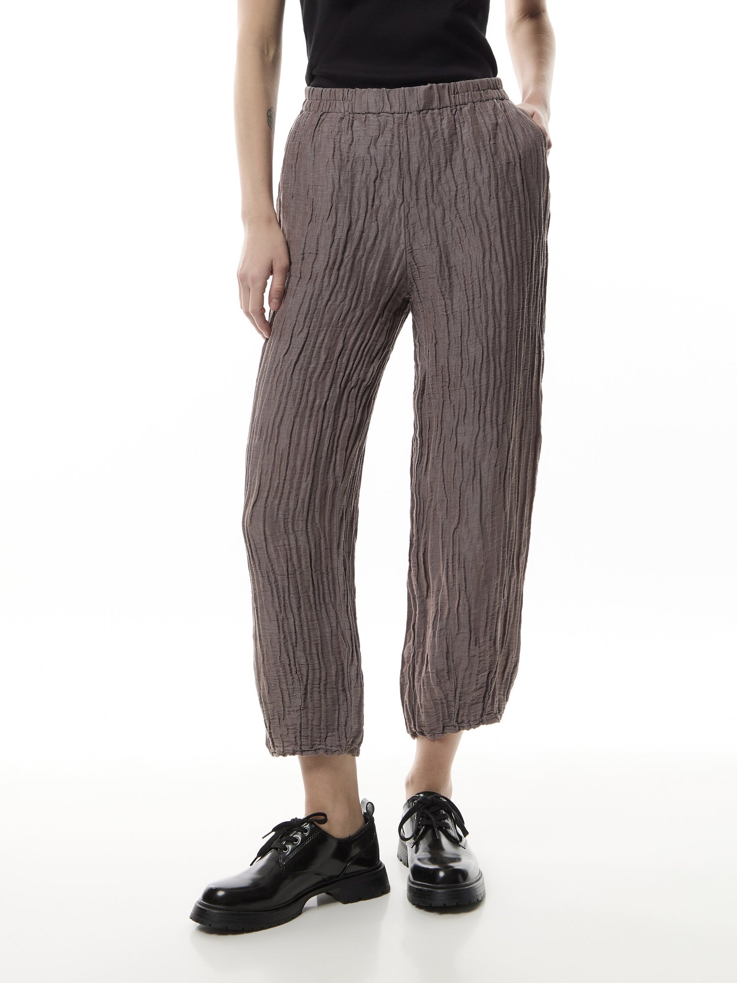 Silk Crinkle Cropped Trouser