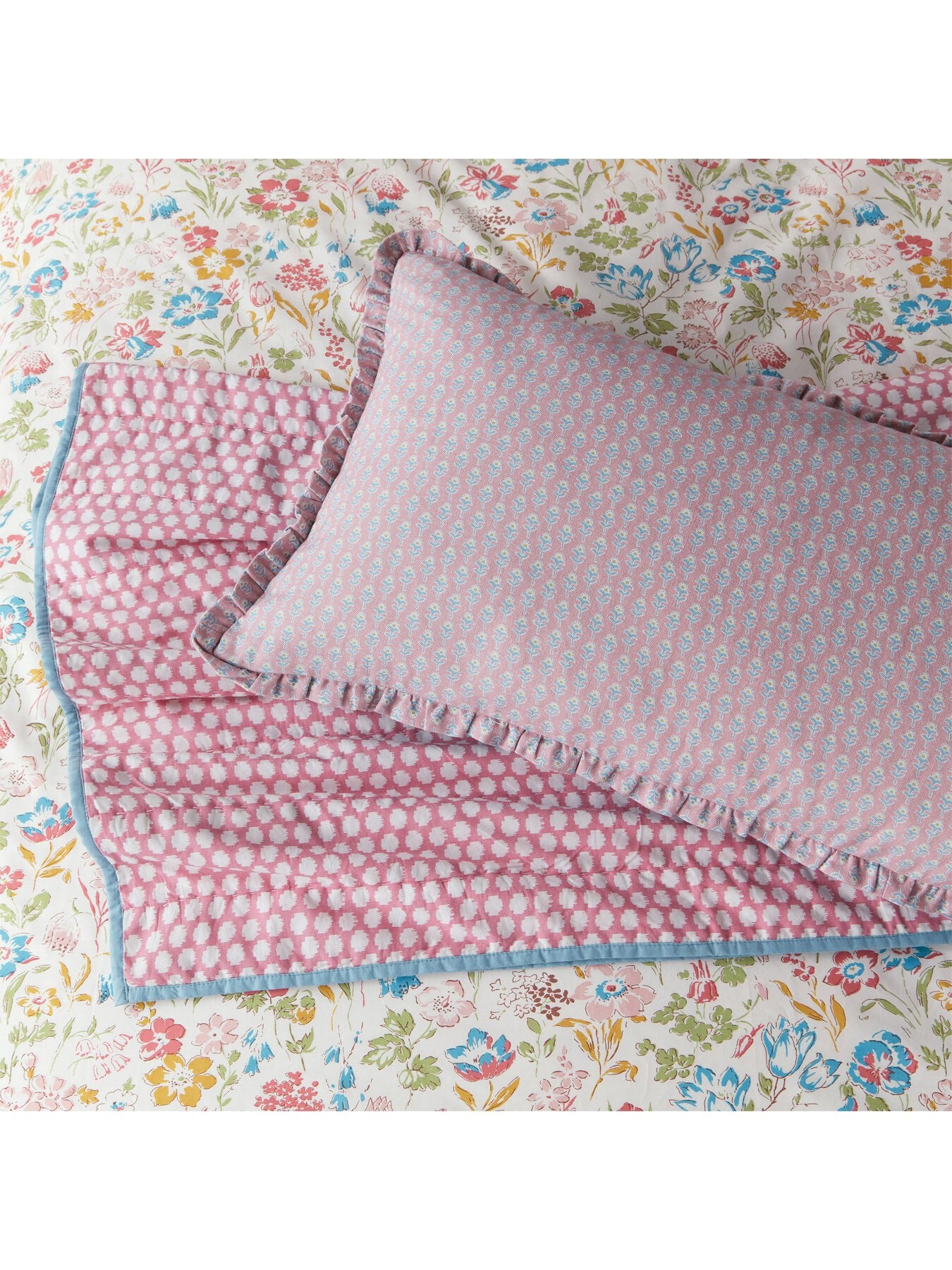 Meadowsweet Cushion