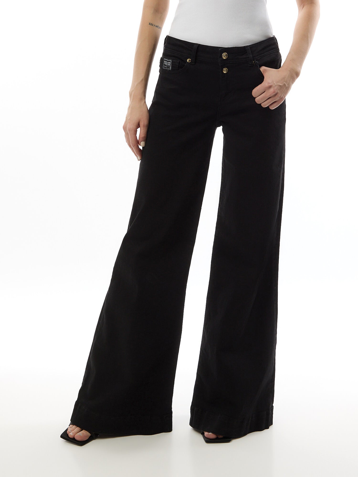 Embellished Flared Jeans