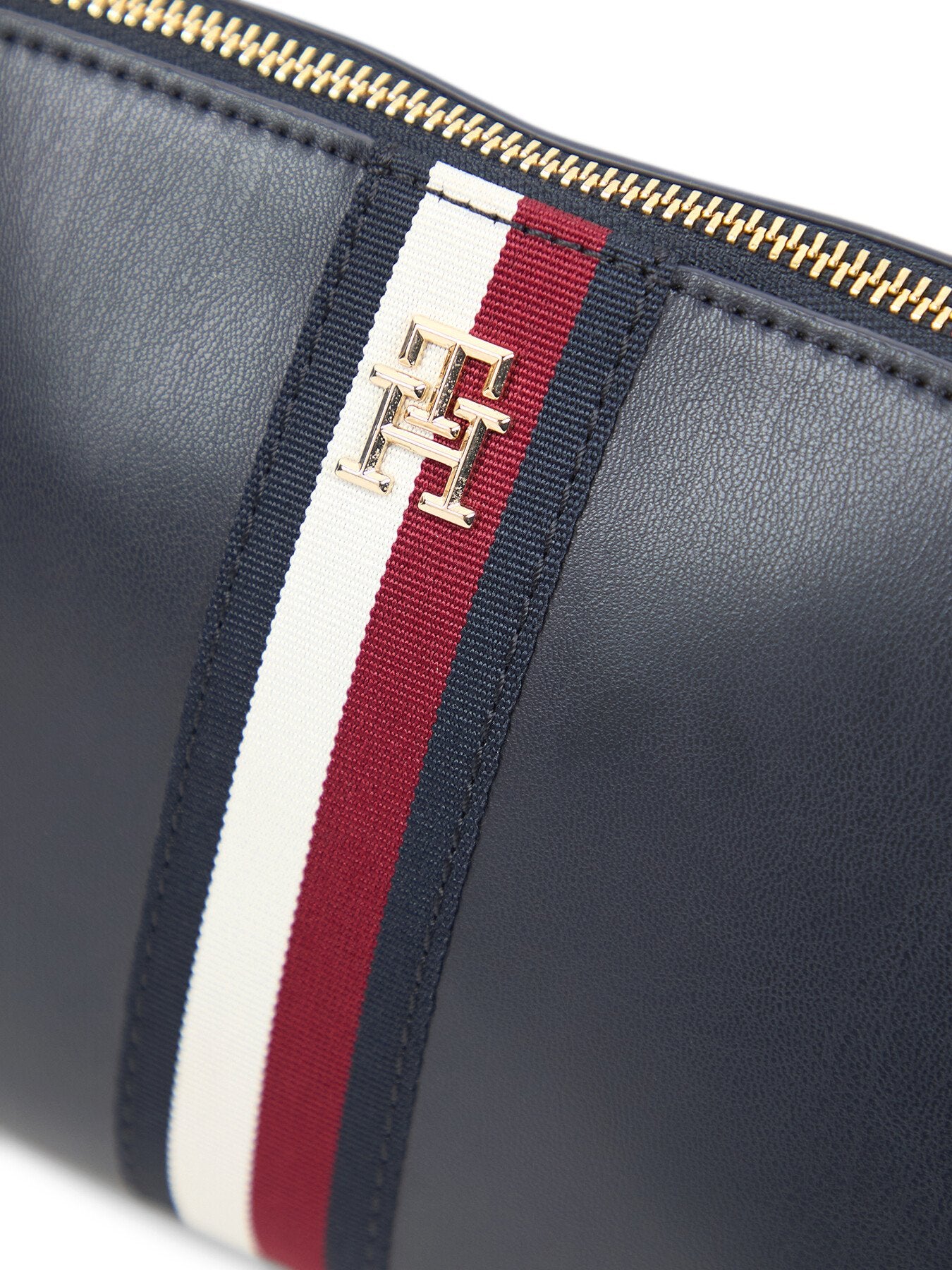 Modern Crosssover Corp Bag