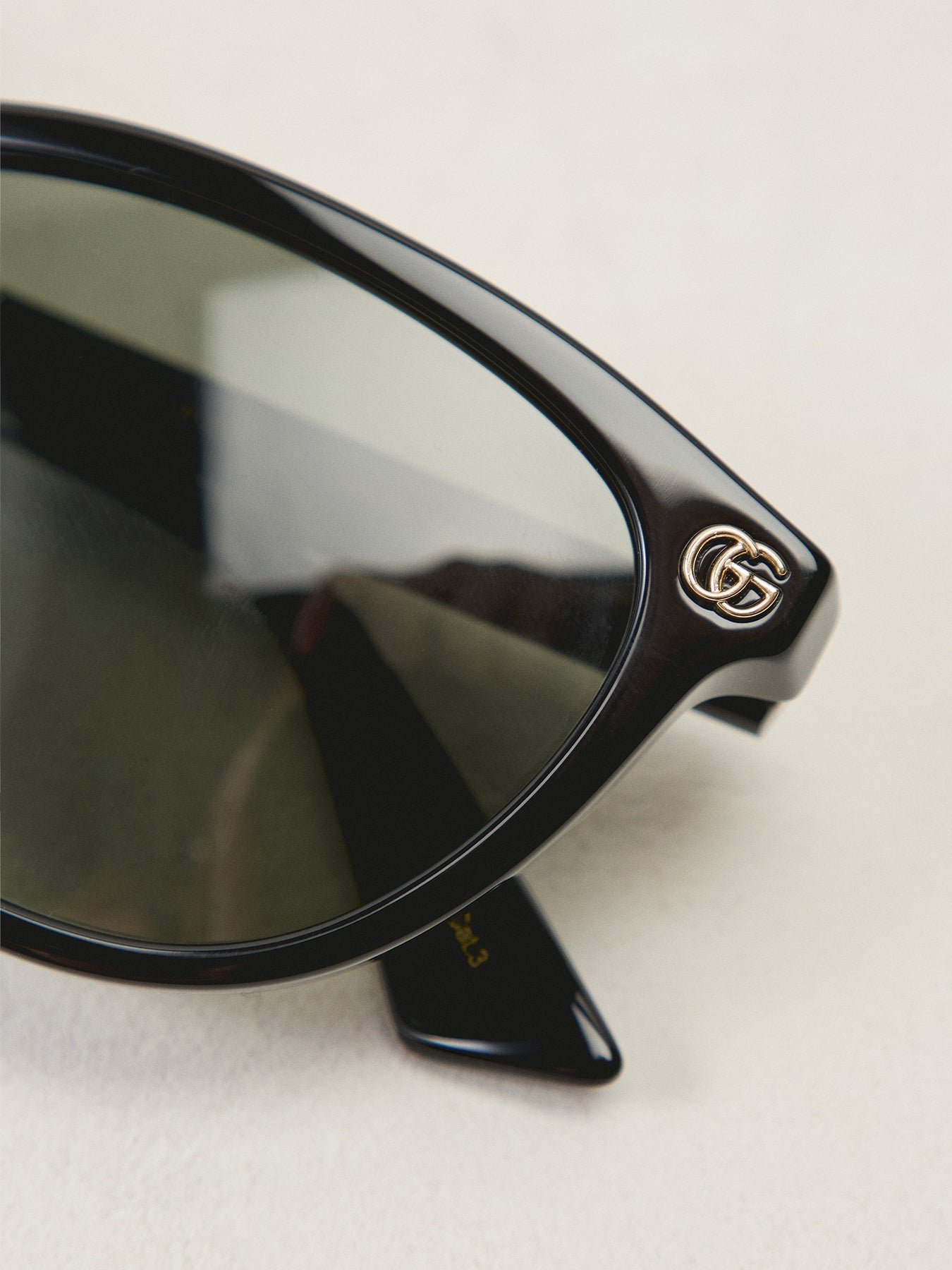 GG1818SK-001 L Sunglass WOMAN RECYCLED ACETATE