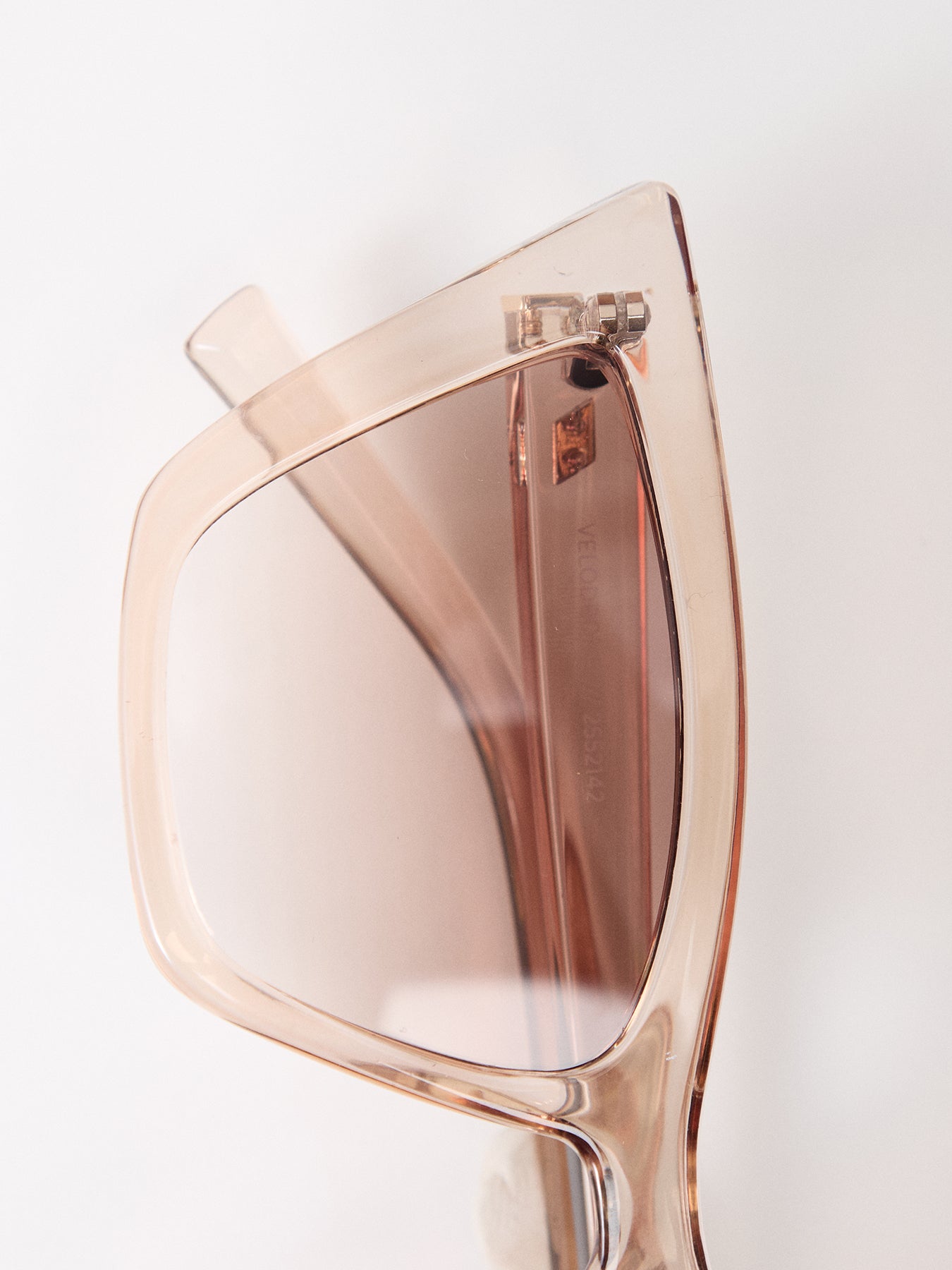 LSP2552142 Velodrome Vanilla Brown Grad