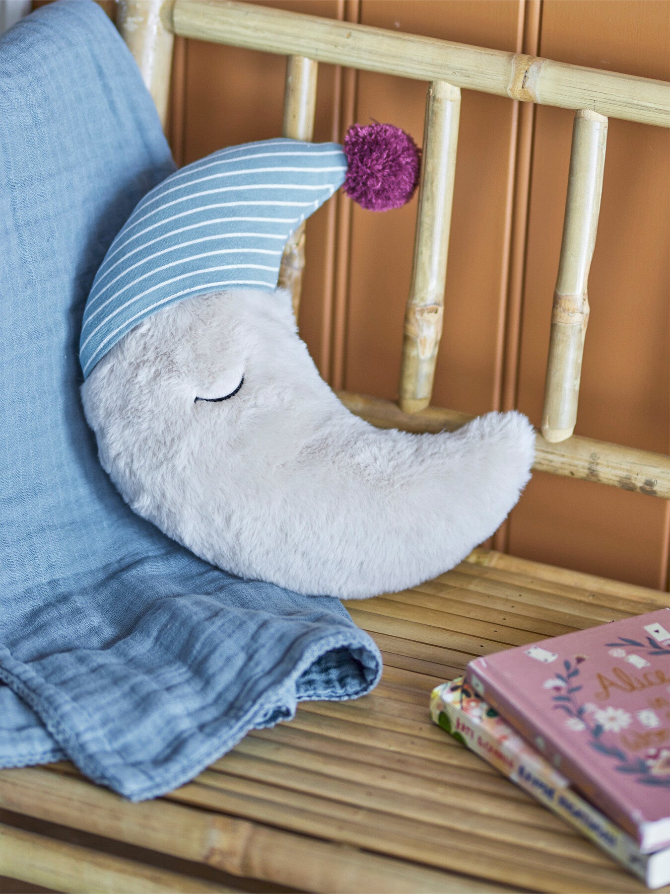 Moony Cushion, White, Cotton