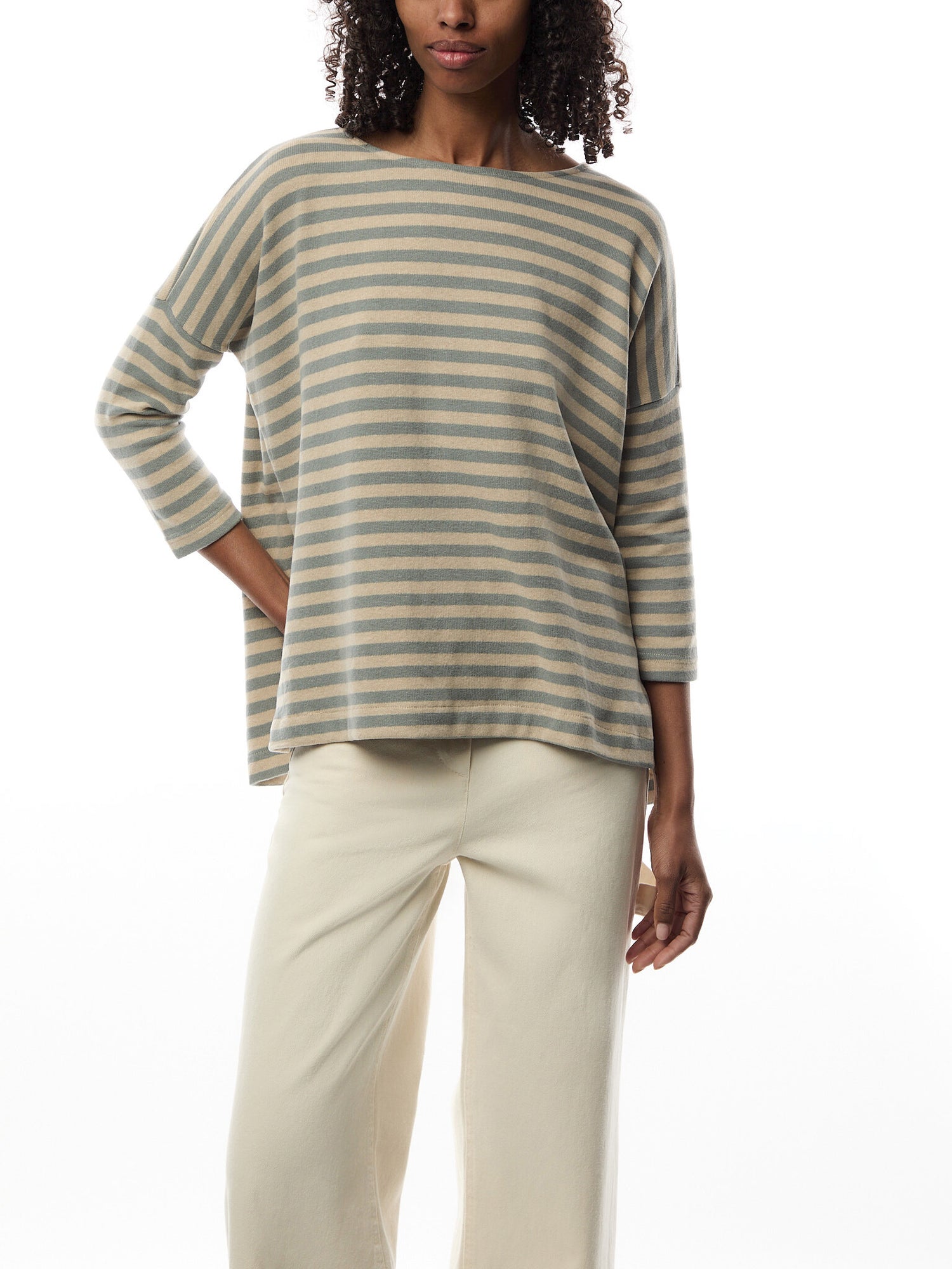 Thin Stripe Knit