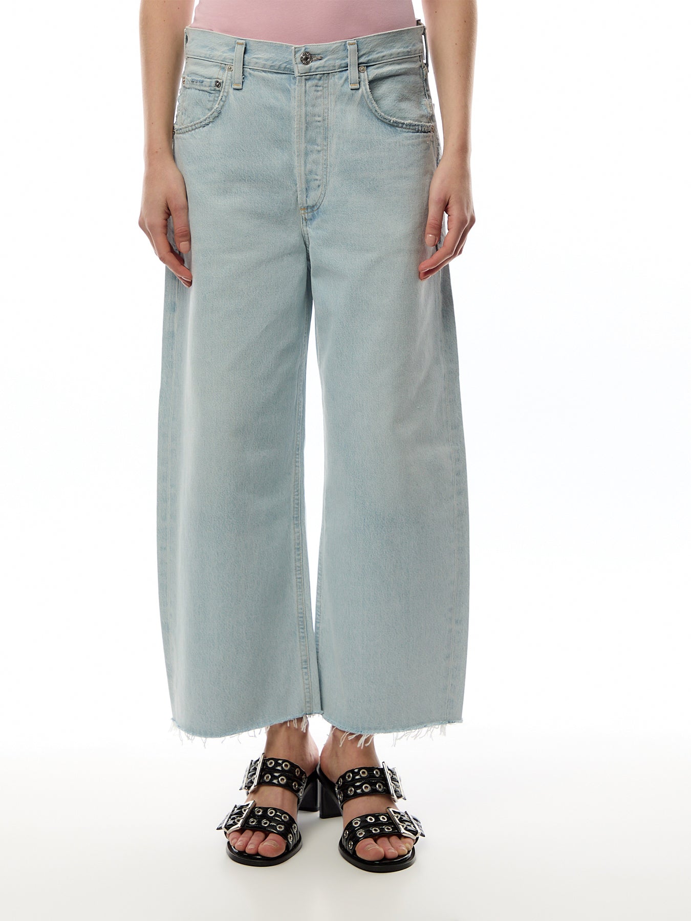 Ayla Raw Hem Cropped Jeans