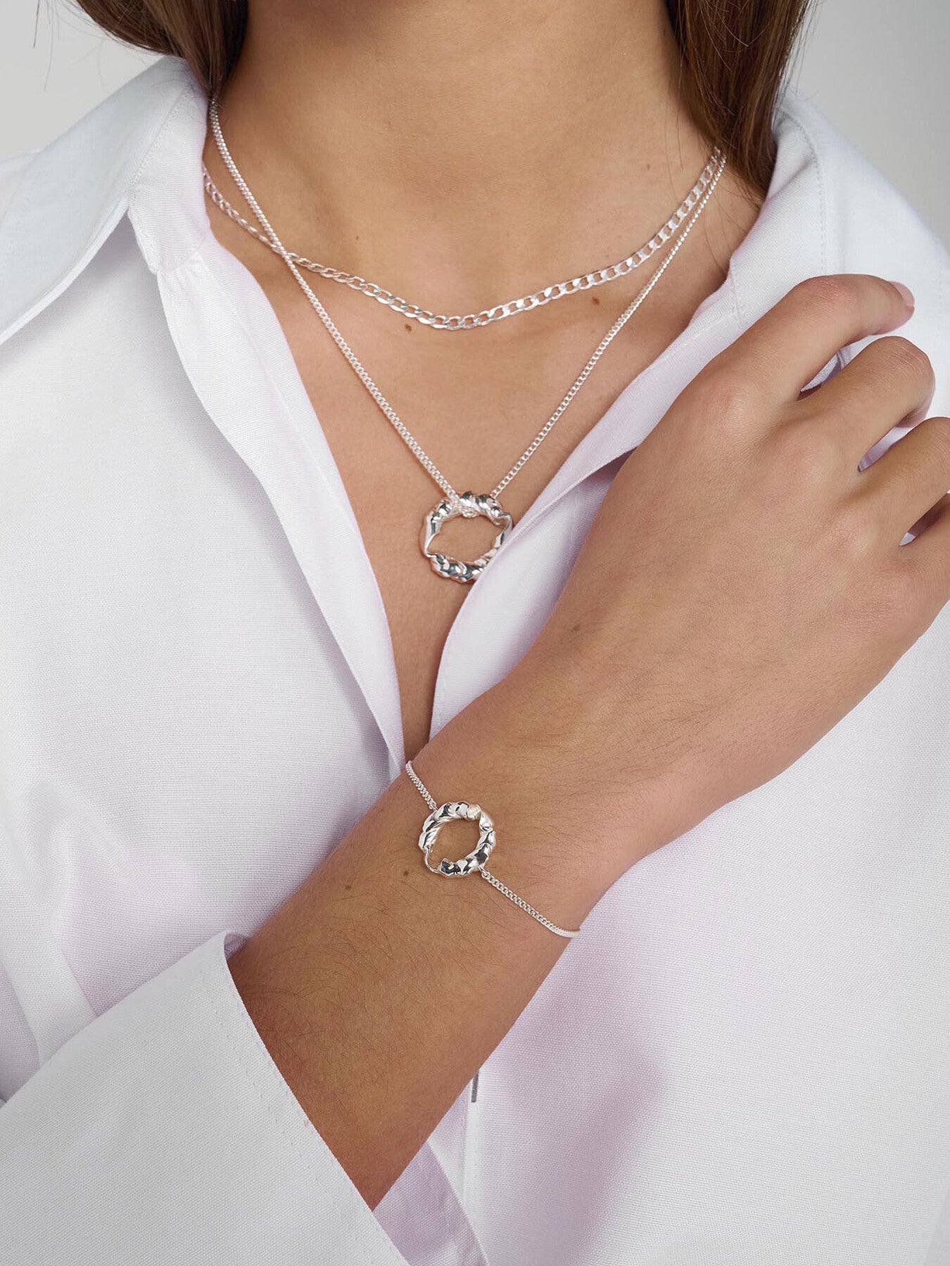 Ember Twist Pendant Bracelet