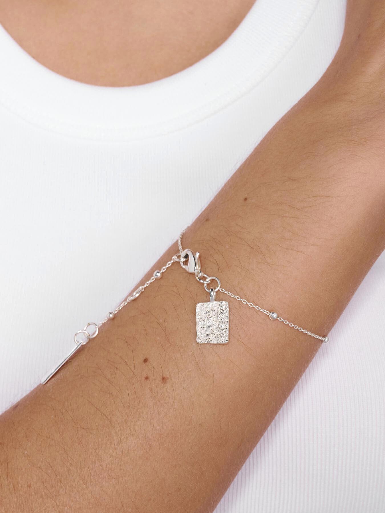 Ball Chain Bracelet with Textured Disc Drop