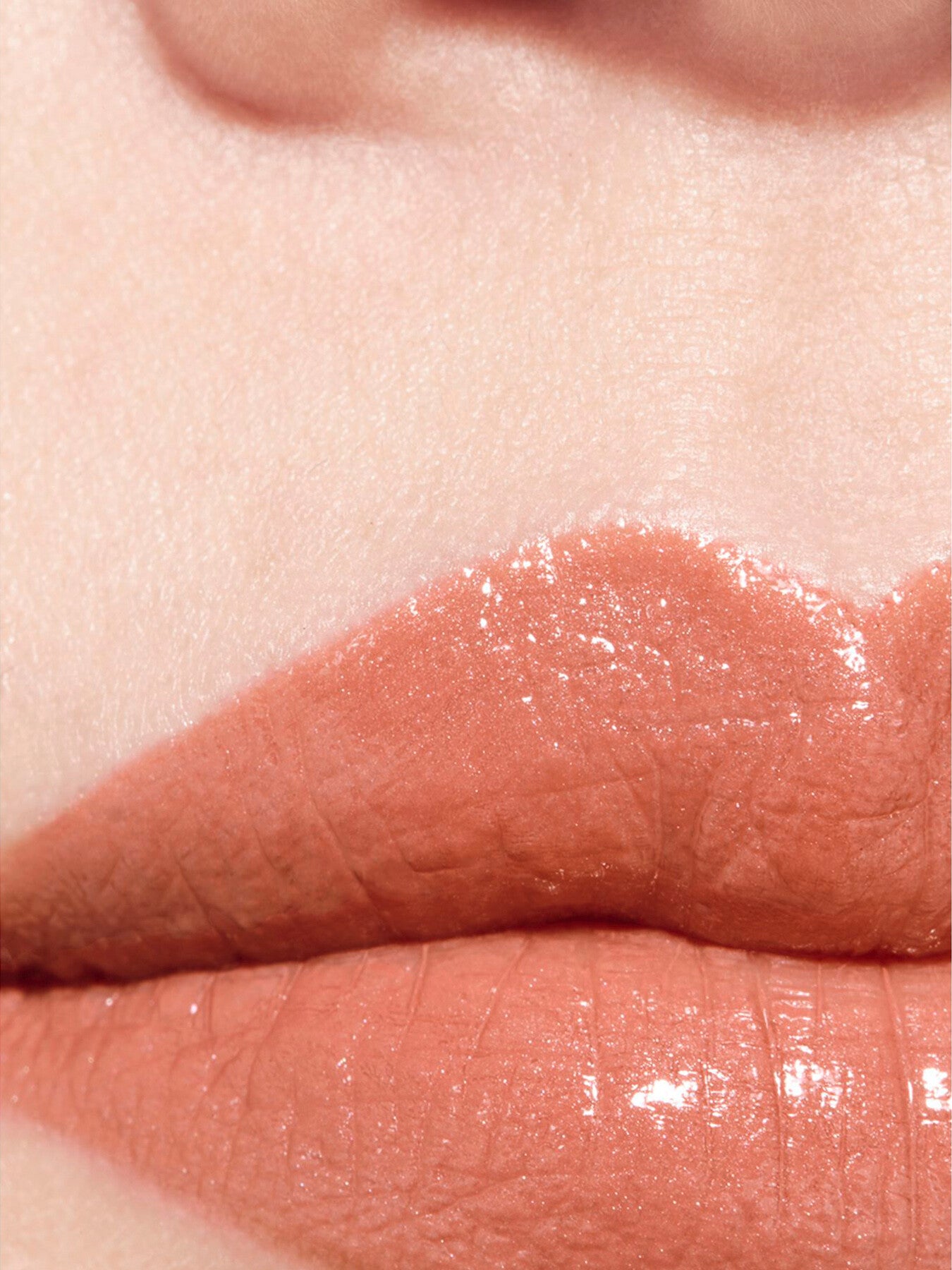 CHANEL ROUGE COCO LONGWEAR SATIN LIPSTICK - HYDRATING AND SMOOTHING LIP CARE