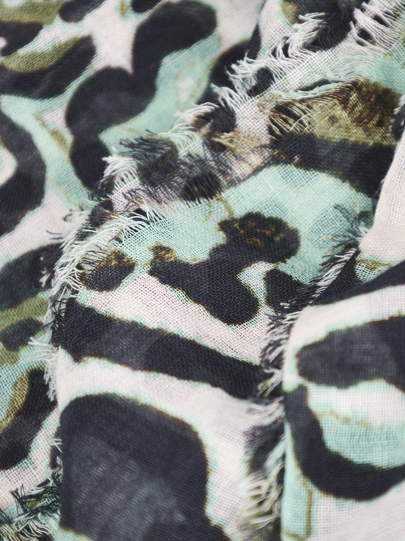 Adeola Scarf