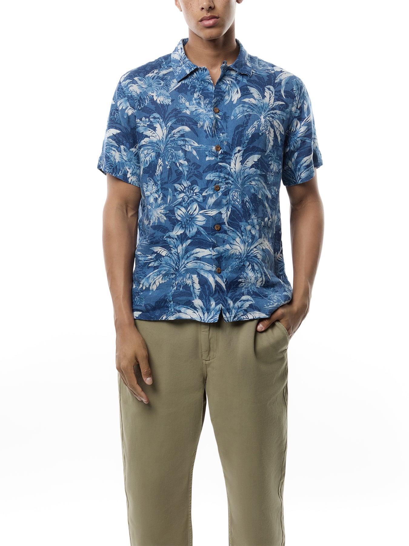 Linen Palm Tree Short Sleeve Shirt