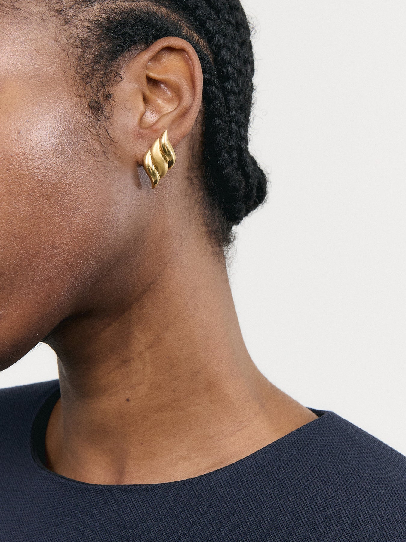 SAVI SIGNATURE OVERSIZED STUD EARRINGS