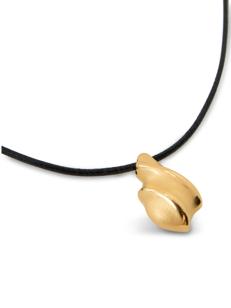 SAVI RIDGE DROPLET PENDANT CORD NECKLACE