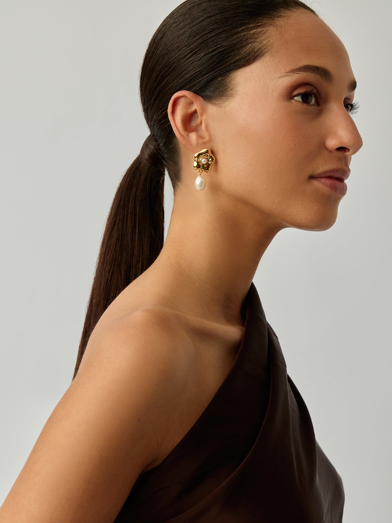 Eny Lee Parker Flower Drop Studs Gold