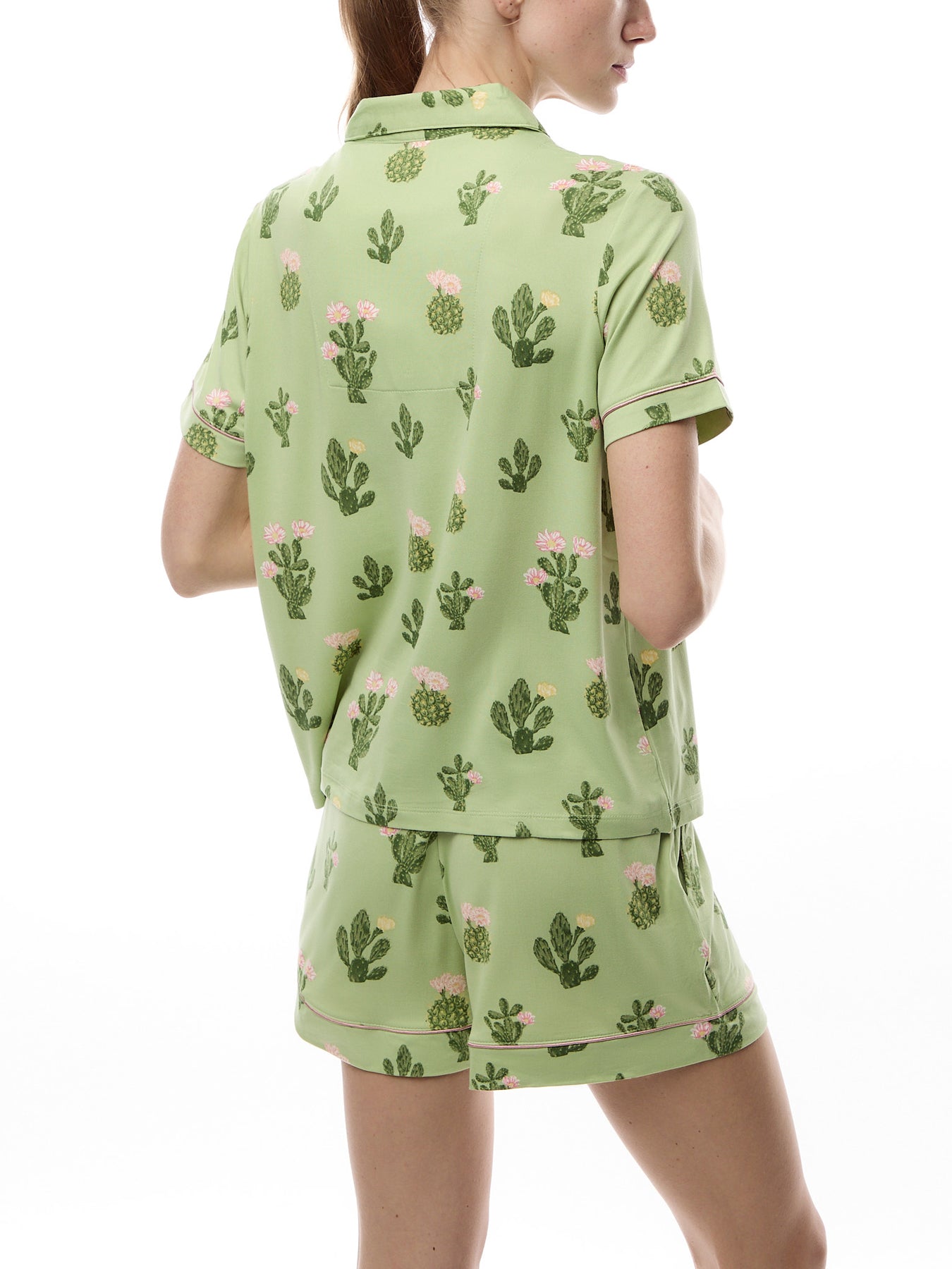 Detailed Cacti Short Set