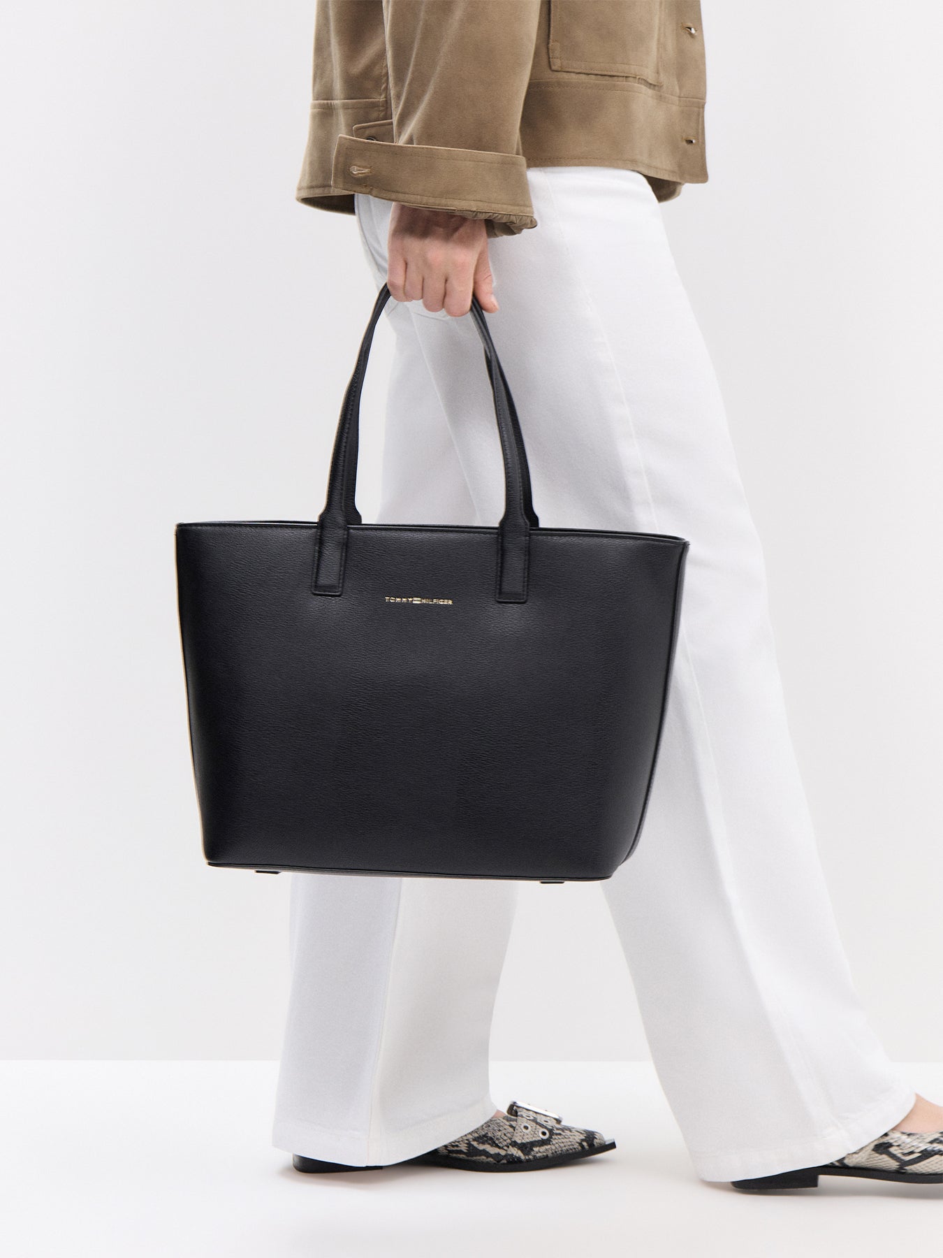 Logotape Tote