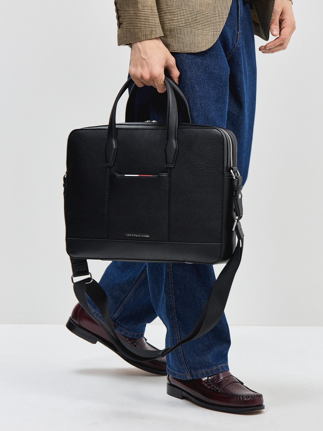 Th Central Slim Computer Bag