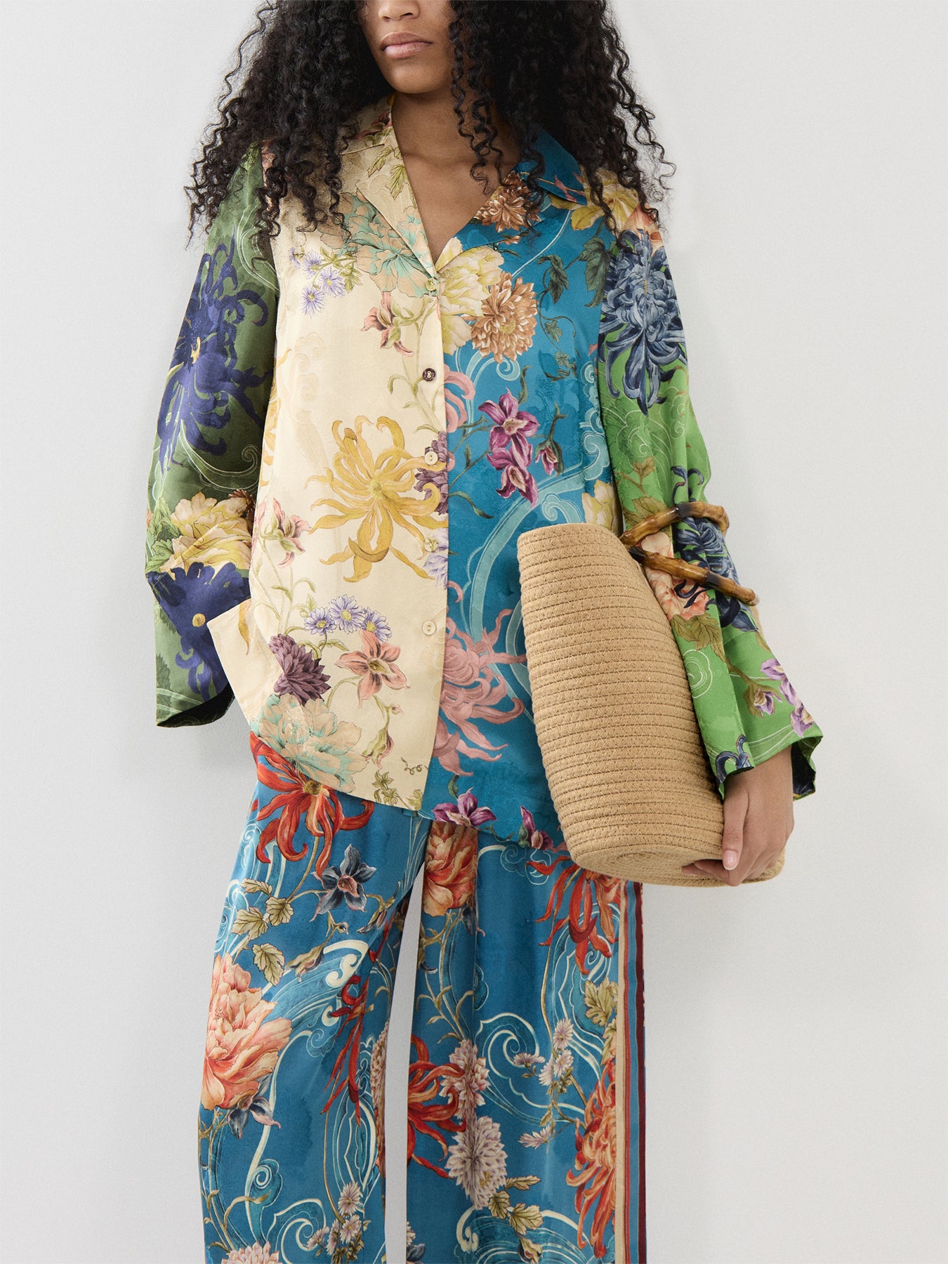 Lyanna Shopper