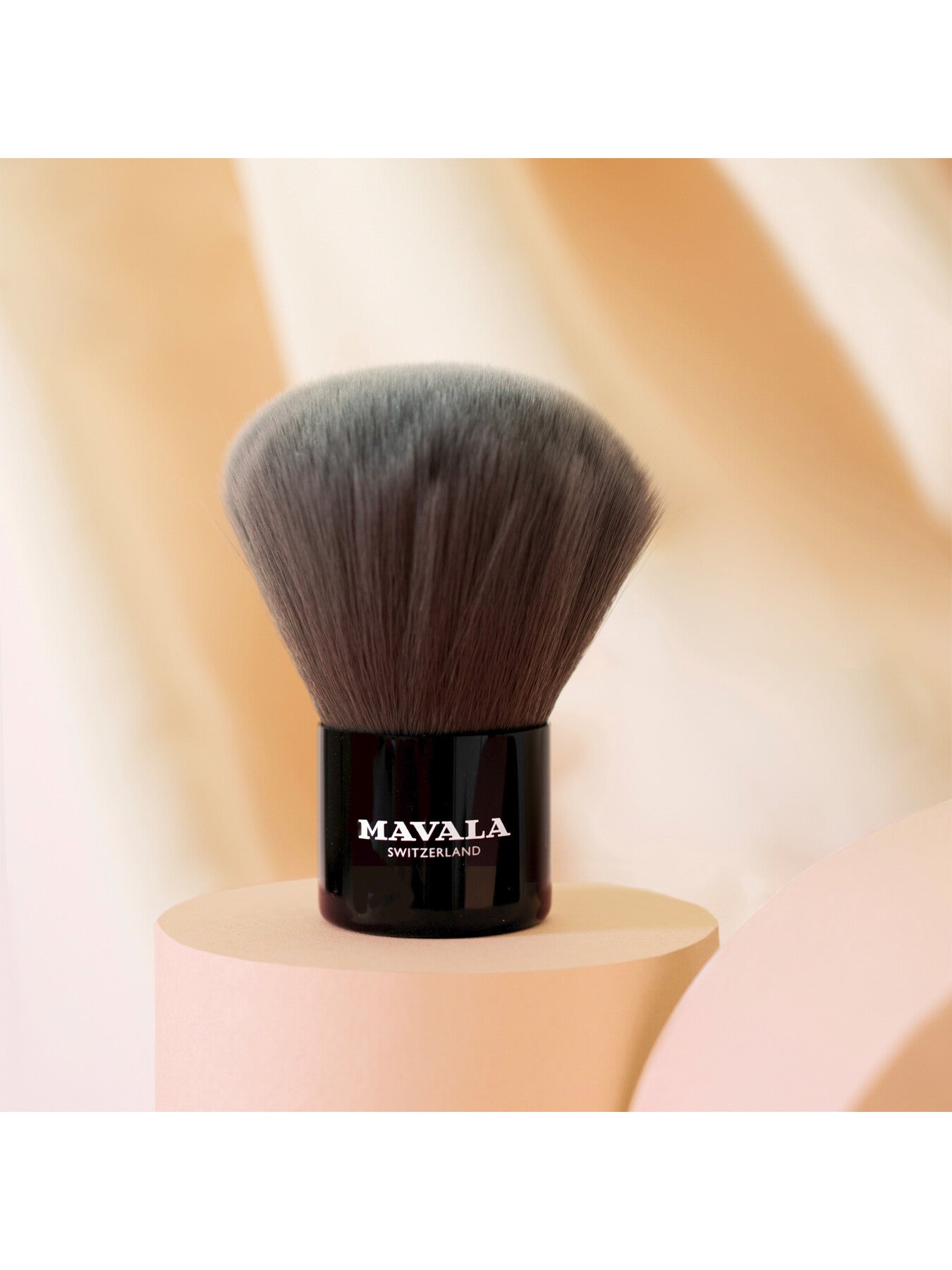 Kabuki Brush