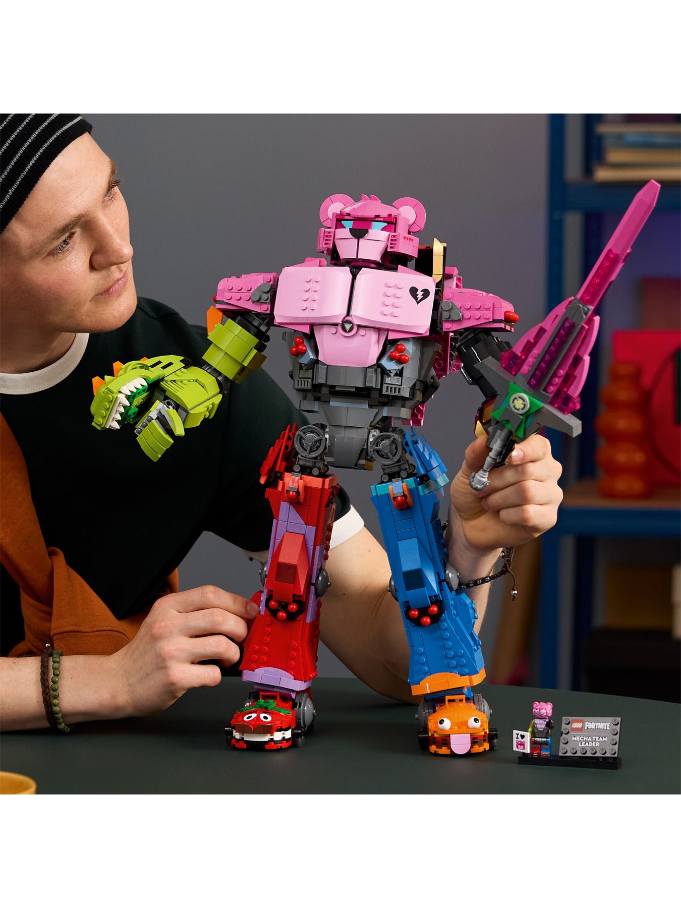 LEGO Fortnite Mecha Team Leader Figure 77078