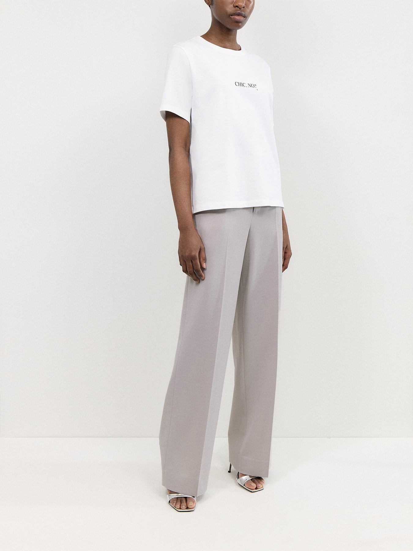 SLOGAN TEE CHIC NO