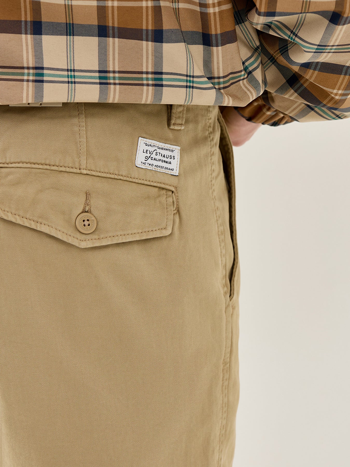 Chino Authentic Relaxed Fit Tan