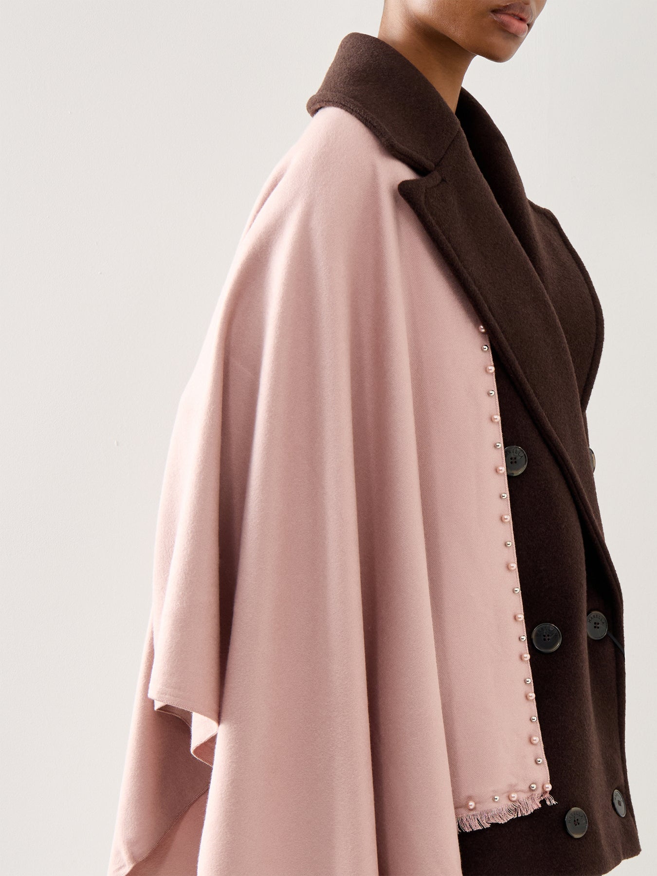 Pearl and Stud Border Wrap Pink