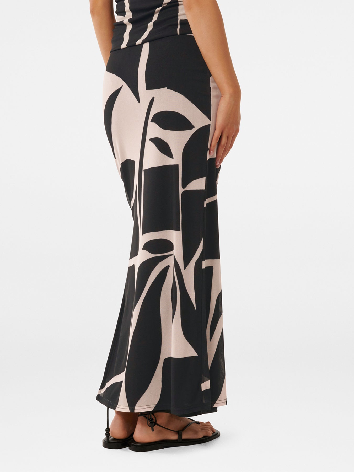 Mia Mesh Maxi Skirt