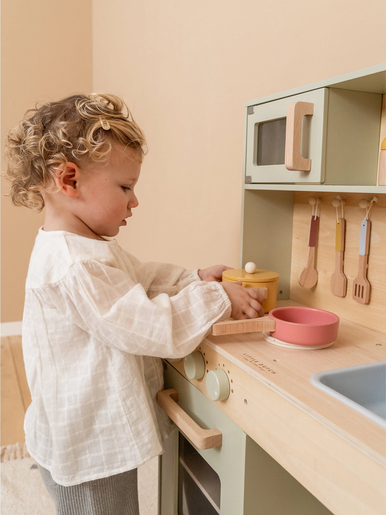 Wooden Play Kitchen Toy Set