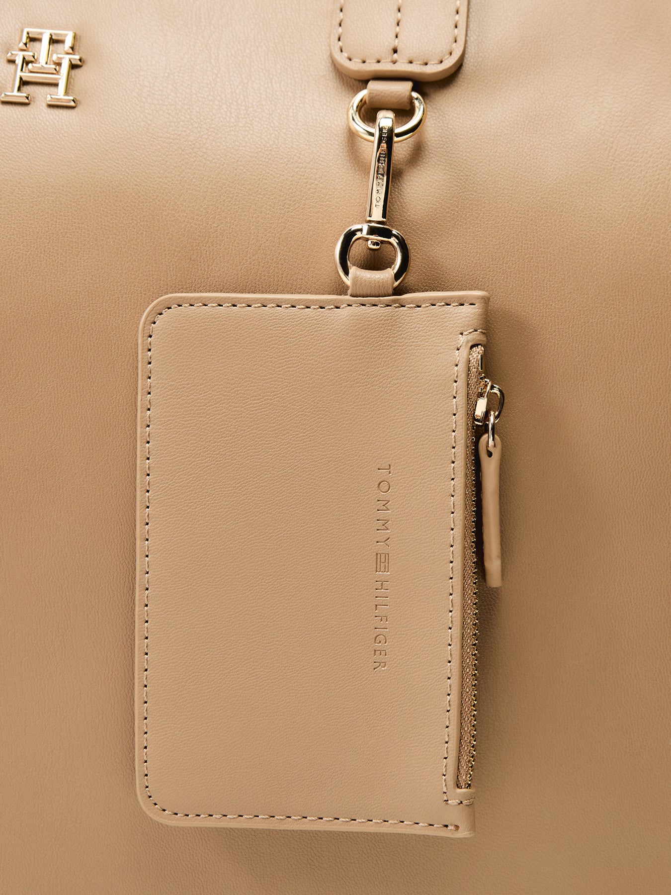 TH Distinct Tote