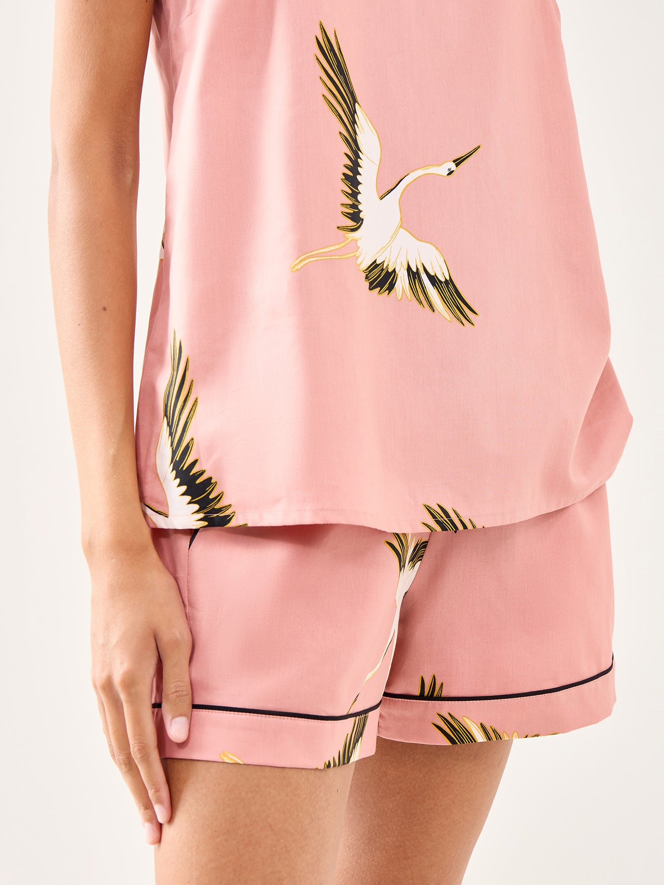 Crane Bird Cotton Shorts Pink