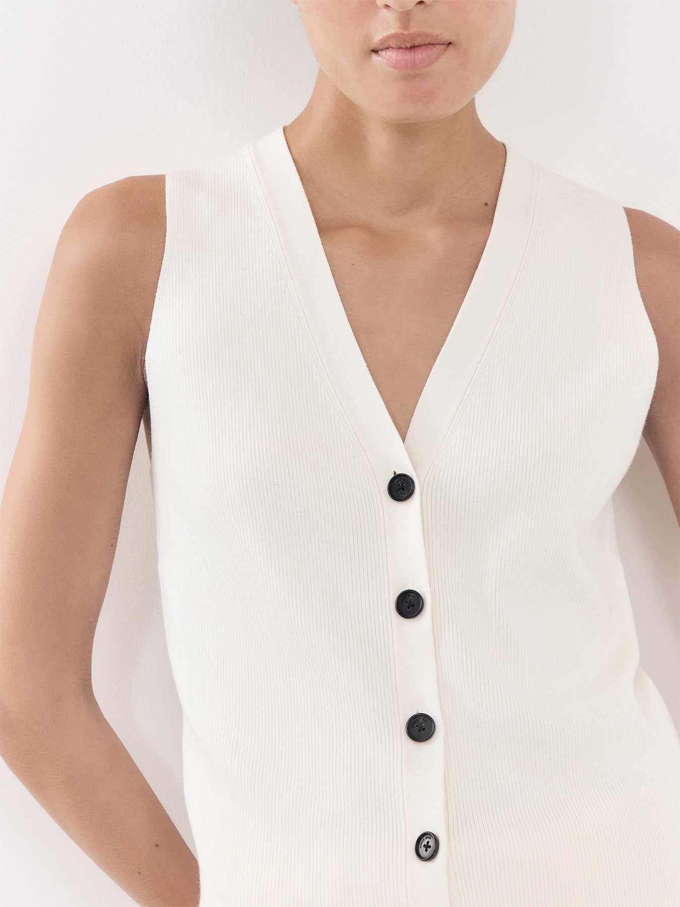 Lawrence Vest  Ivory
