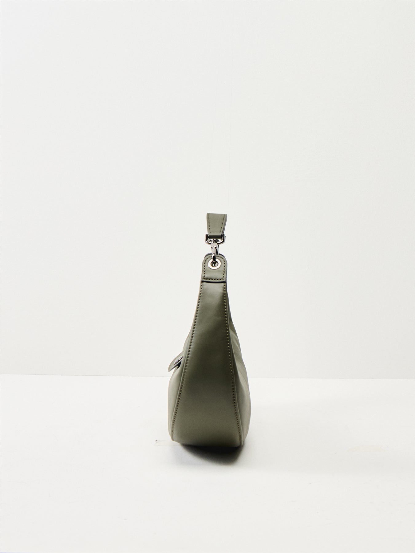Le Pliage Extra Small Hobo Bag Fir Leather