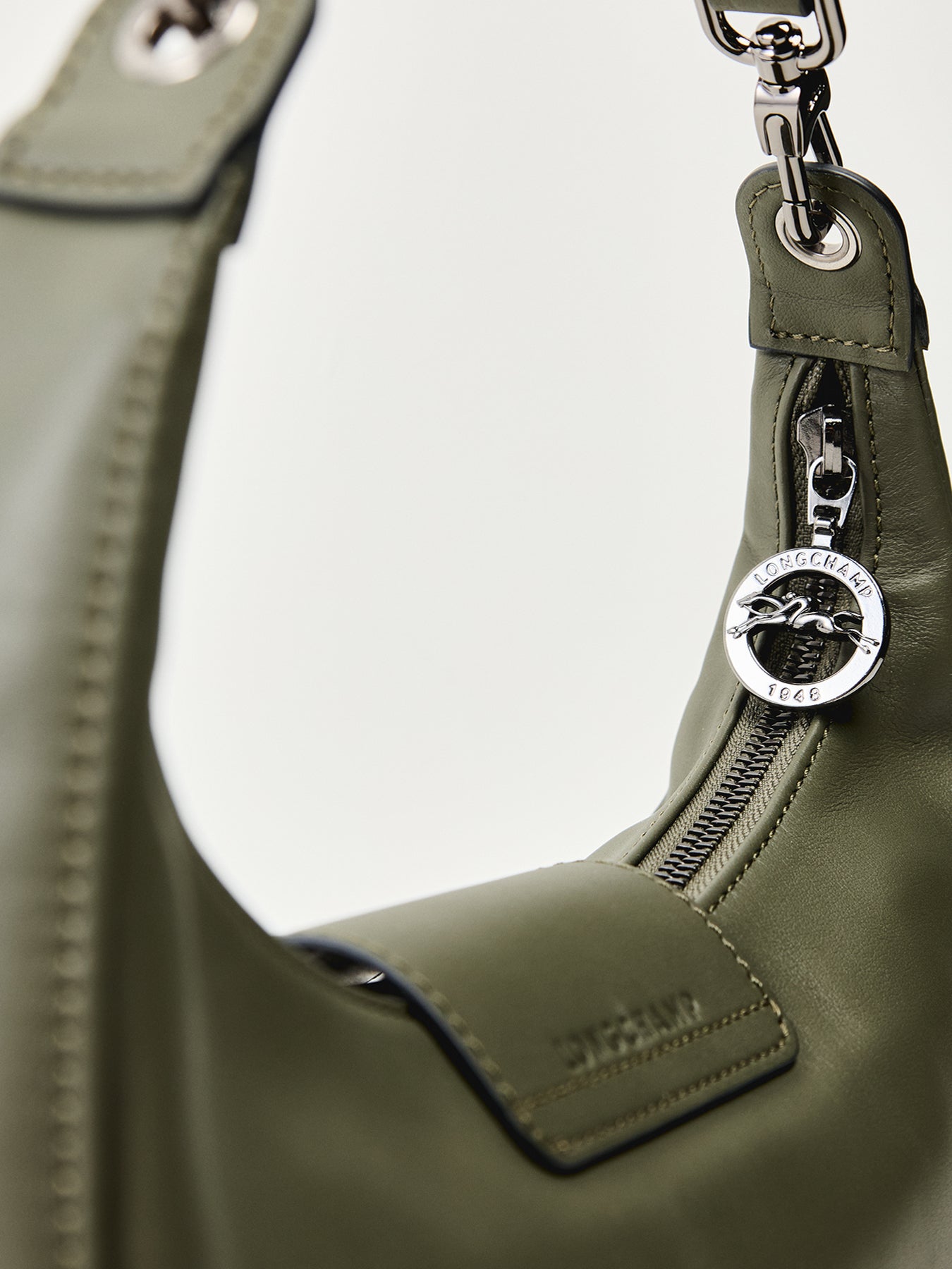 Le Pliage Extra Small Hobo Bag Fir Leather