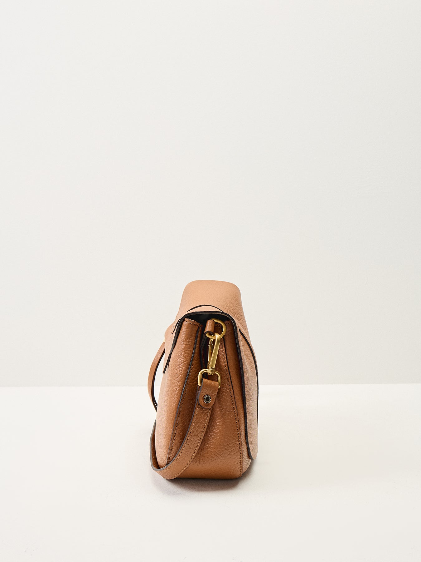 New Helena Round Crossbody
